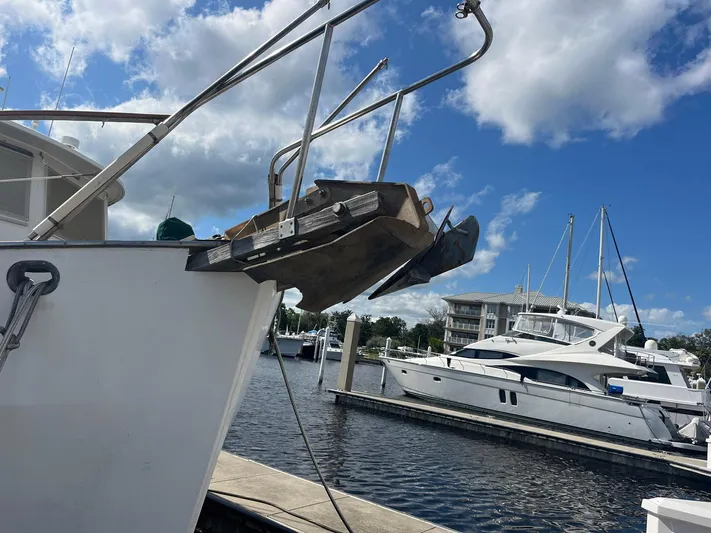 Anna Marie Yacht Photos Pics 1987 Kadey-Krogen 42 boat docked at marina under blue sky.