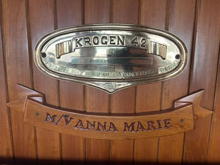Anna Marie Yacht Photos Pics 