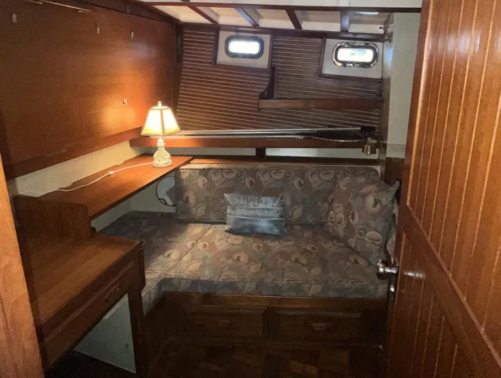 Anna Marie Yacht Photos Pics 