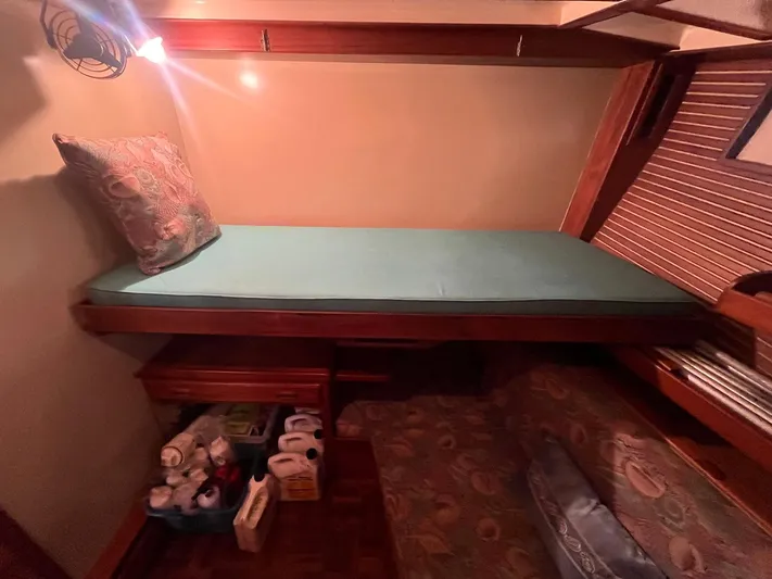 Anna Marie Yacht Photos Pics 