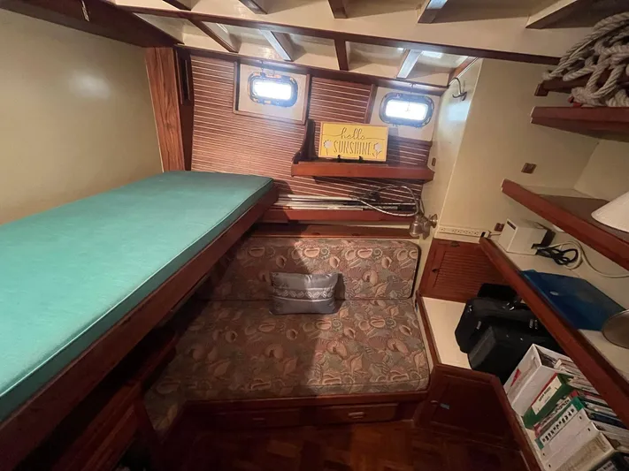 Anna Marie Yacht Photos Pics 