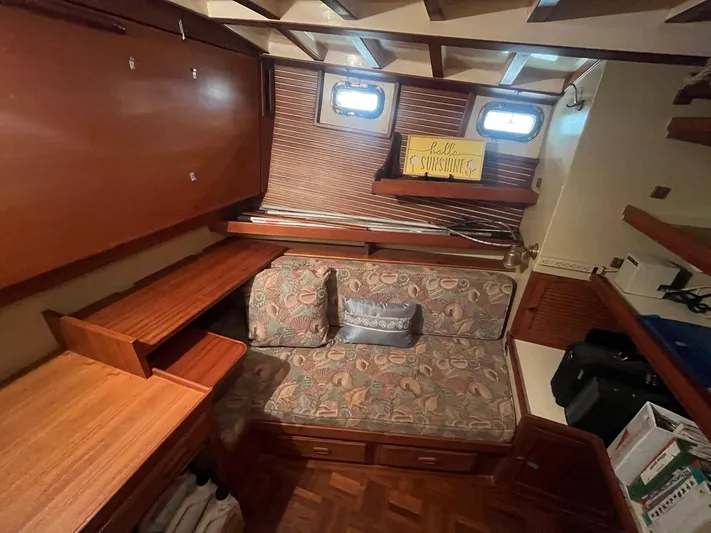 Anna Marie Yacht Photos Pics 