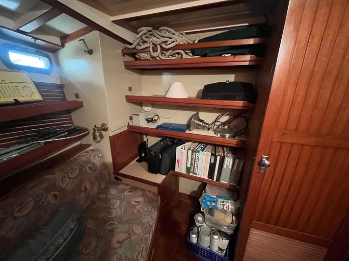 Anna Marie Yacht Photos Pics 