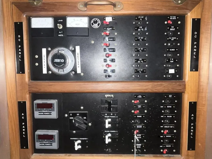 Anna Marie Yacht Photos Pics 