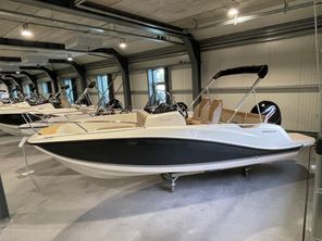2023 Quicksilver 605 open