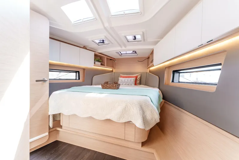 In Stock #93 Yacht Photos Pics 