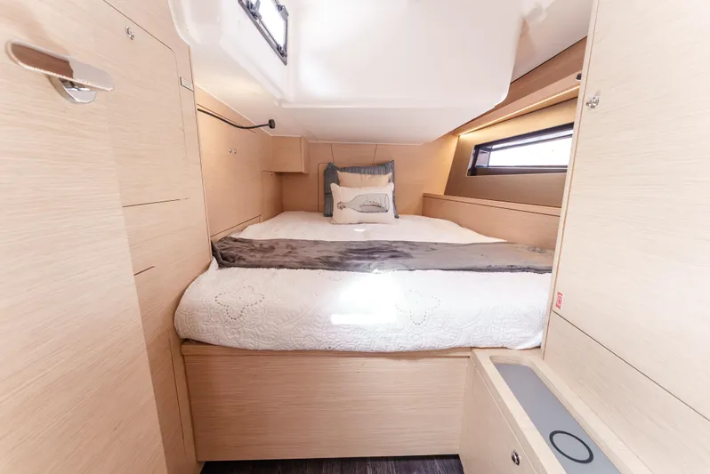 In Stock #93 Yacht Photos Pics 