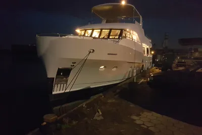 Van der Heijden 2400 Explorer