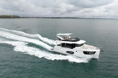 2022 Absolute NAVETTA 48