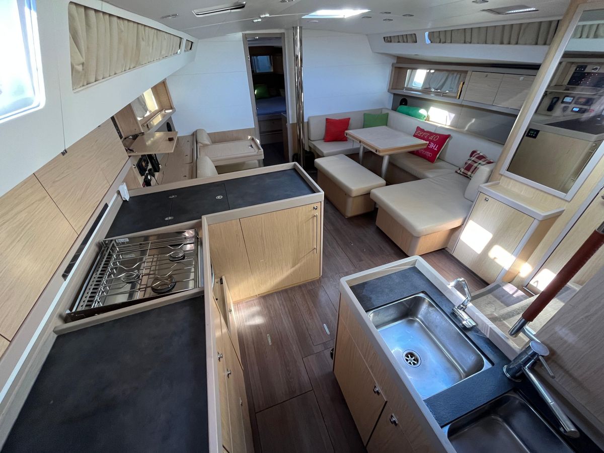 2016 Beneteau 46 