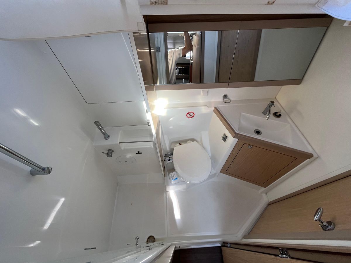 2016 Beneteau 46 