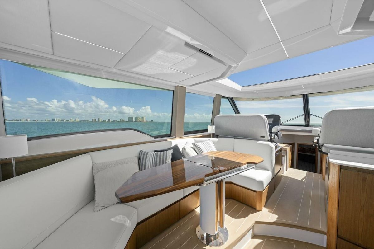 2023 Tiara Yachts 60 