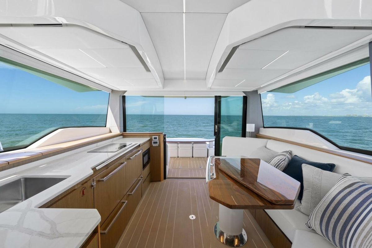 2023 Tiara Yachts 60 