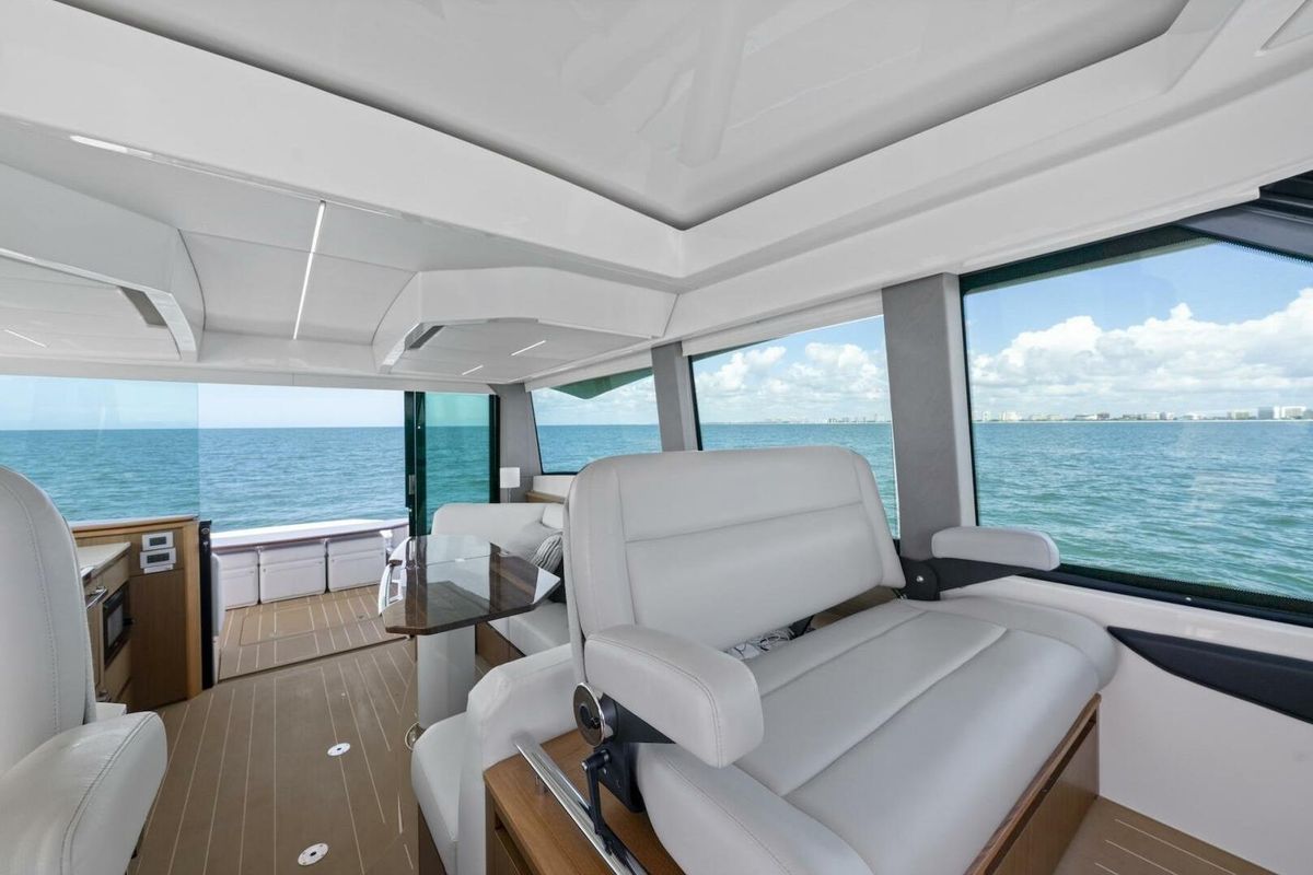 2023 Tiara Yachts 60 