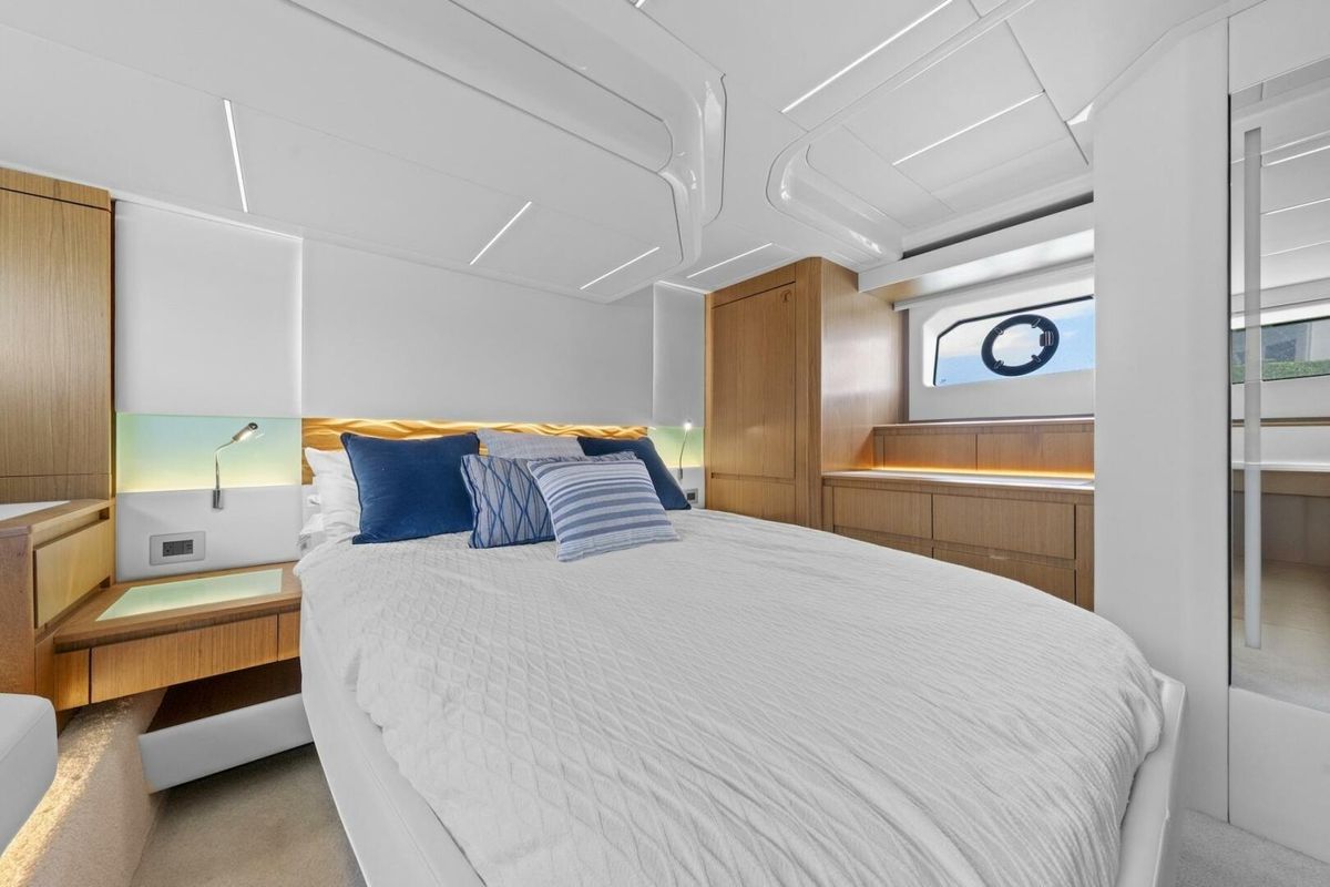 2023 Tiara Yachts 60 