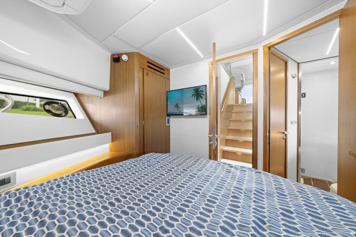 2023 Tiara Yachts 60 