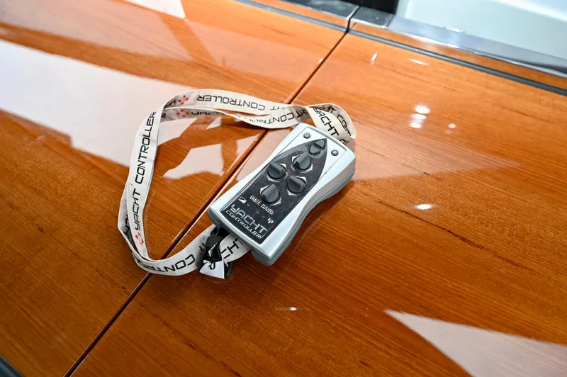 Maximus Yacht Photos Pics 