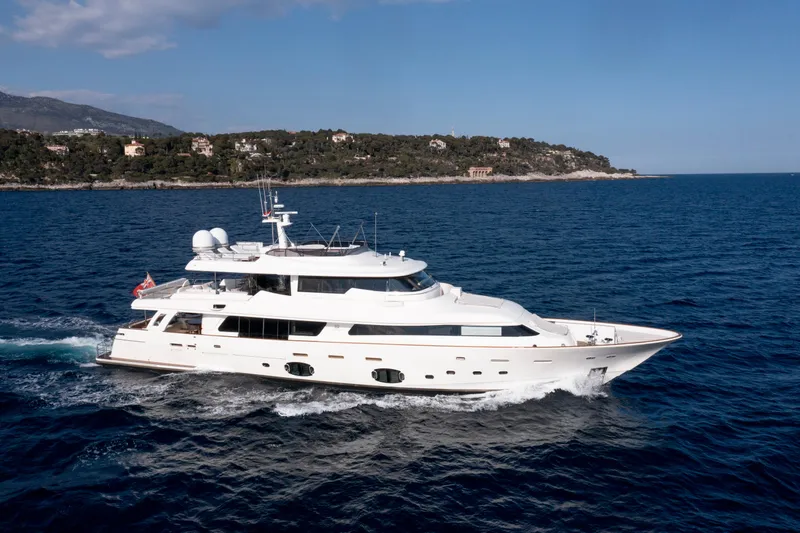 Centurion Yacht Photos Pics 