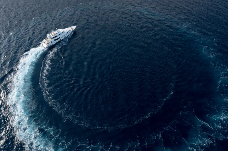 Centurion Yacht Photos Pics 