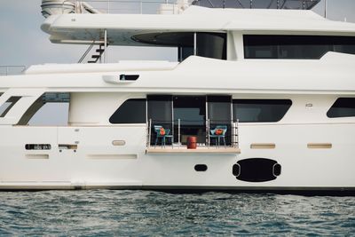 Yacht