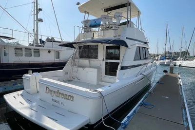 Riviera Flybridge
