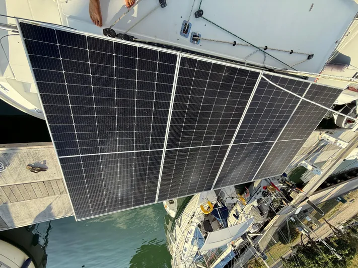 Carolina Breeze Yacht Photos Pics 