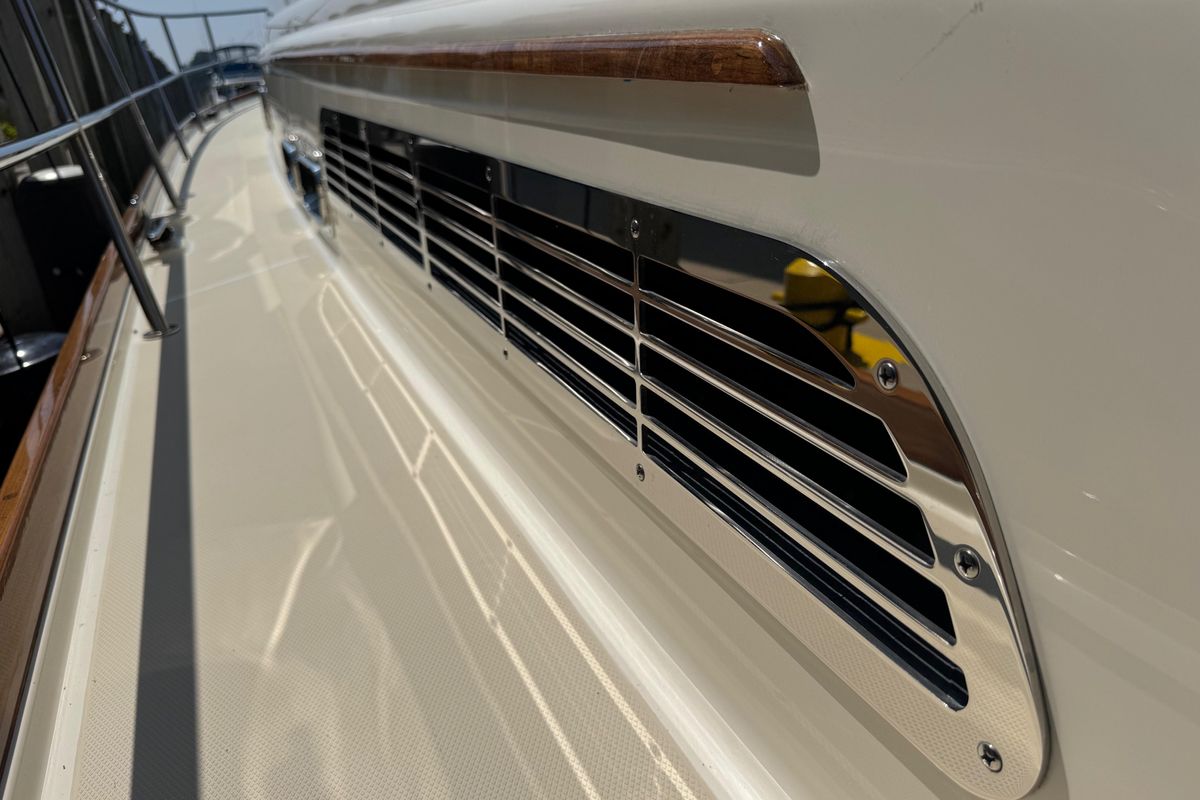 2022 Sabre 47 