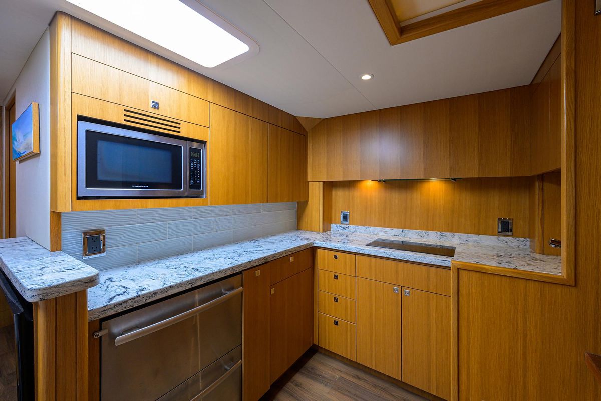 2015 Hatteras 45 