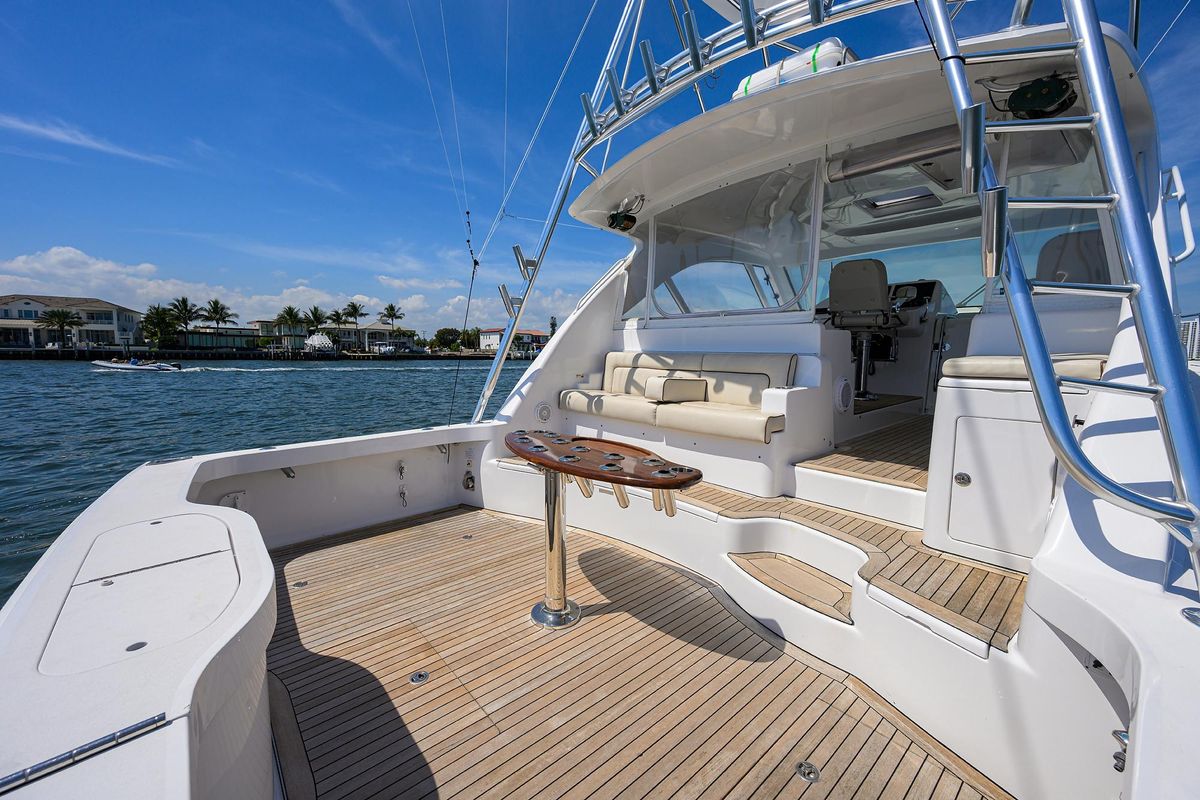 2015 Hatteras 45 