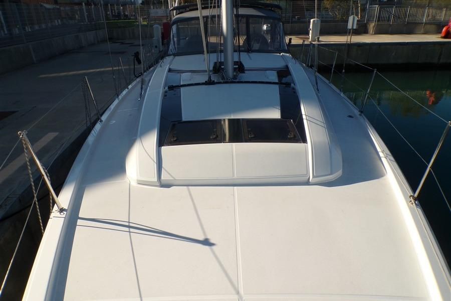 2025 Beneteau 47 