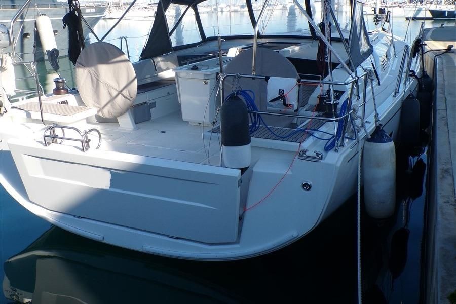2025 Beneteau 47 