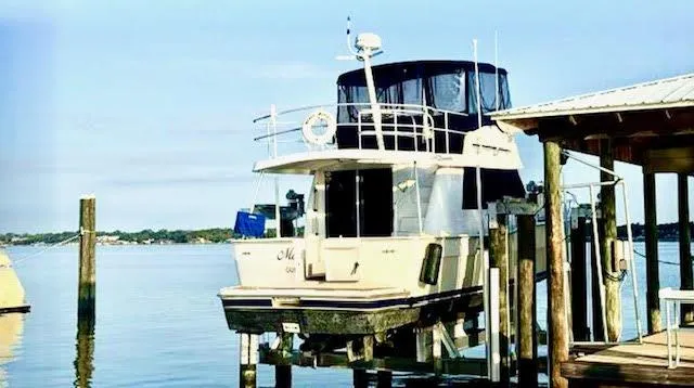 Merci Poulet Yacht Photos Pics 