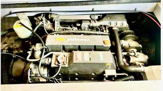 Merci Poulet Yacht Photos Pics 