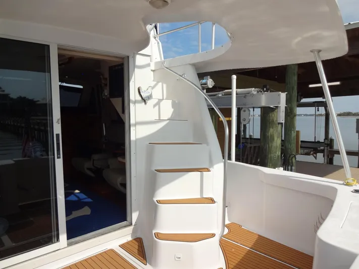 Merci Poulet Yacht Photos Pics 