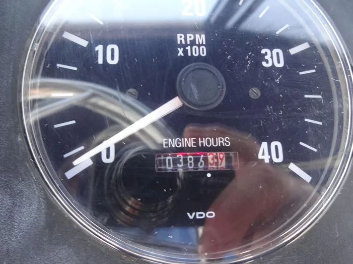 Merci Poulet Yacht Photos Pics 