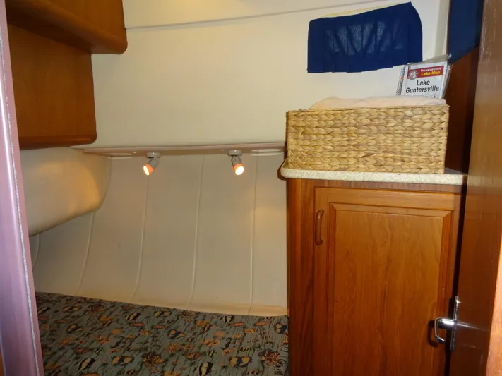 Merci Poulet Yacht Photos Pics 