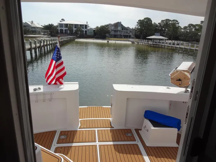 Merci Poulet Yacht Photos Pics 