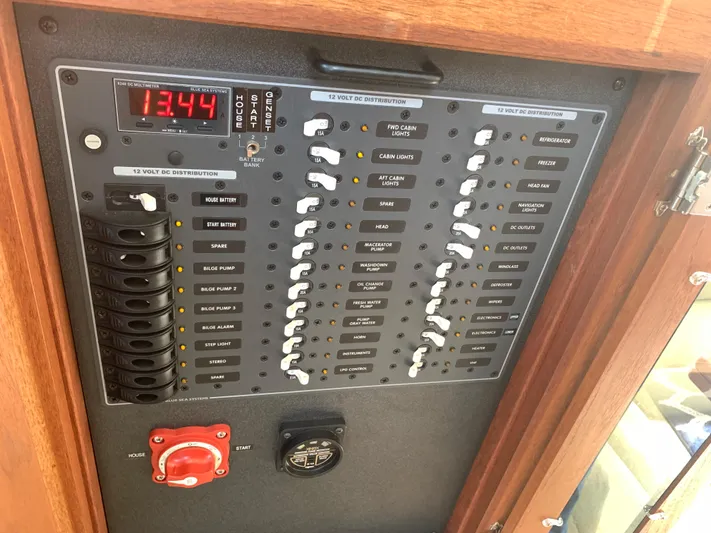 Blue Comet Yacht Photos Pics 