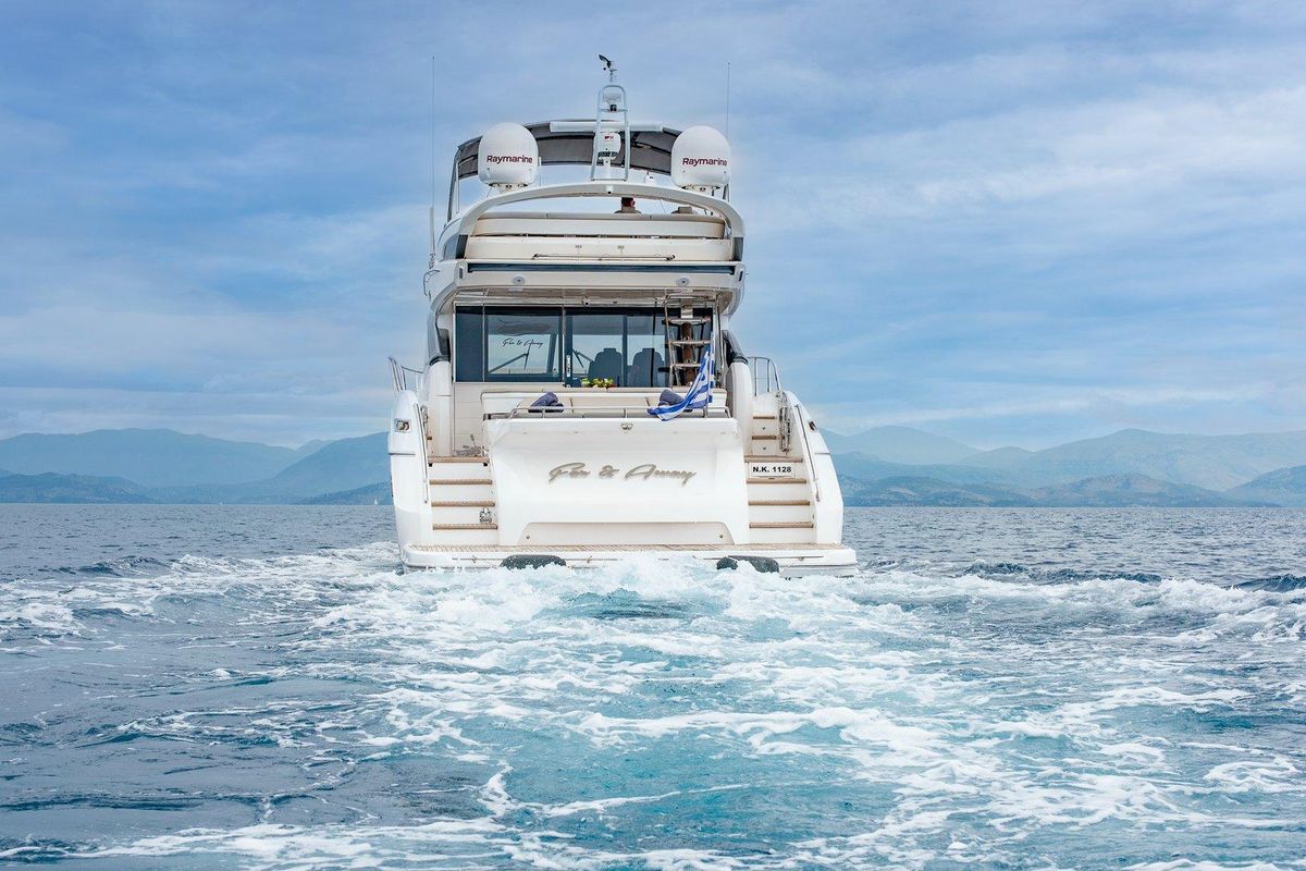 2019 Princess 66 
