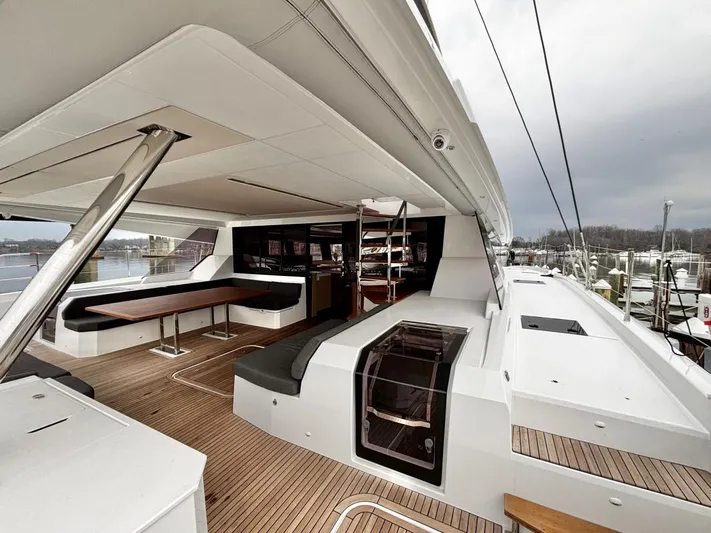 Therapy Yacht Photos Pics 