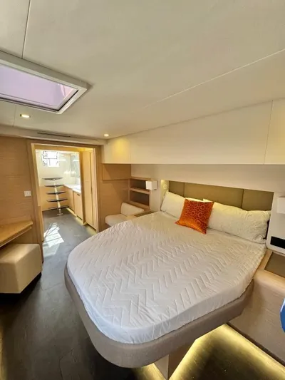 Therapy Yacht Photos Pics 