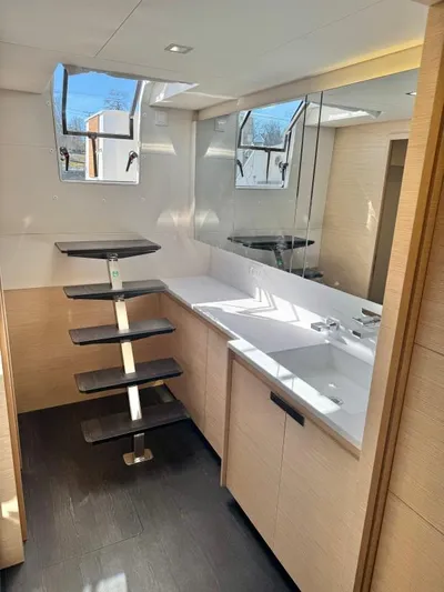 Therapy Yacht Photos Pics 