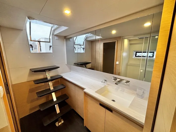 Therapy Yacht Photos Pics 