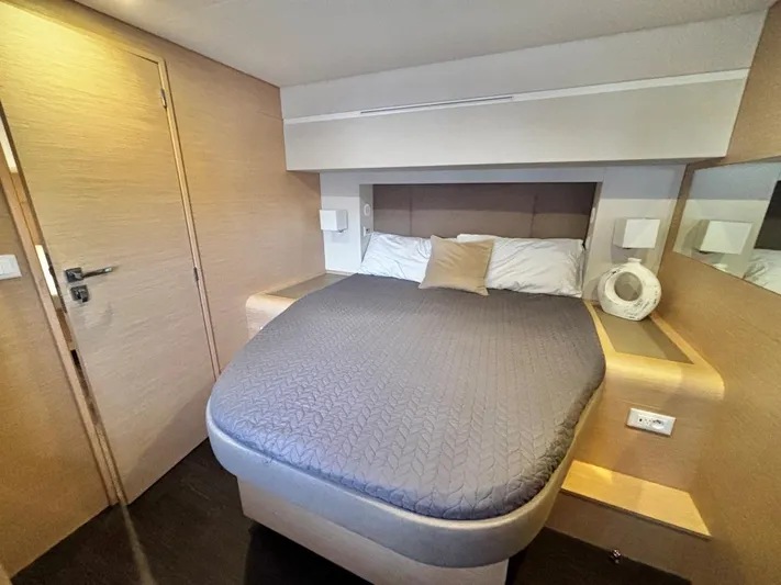 Therapy Yacht Photos Pics 