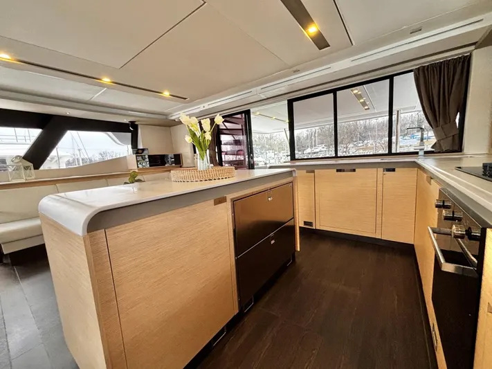 Therapy Yacht Photos Pics 