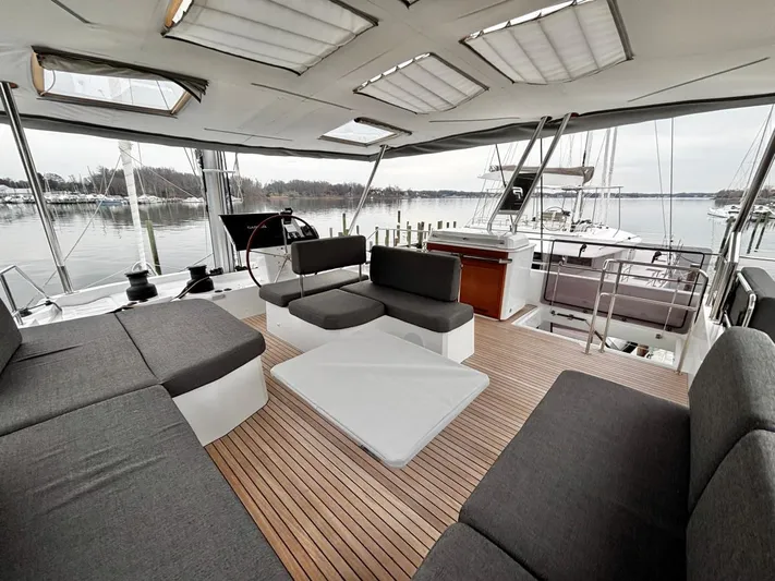 Therapy Yacht Photos Pics 