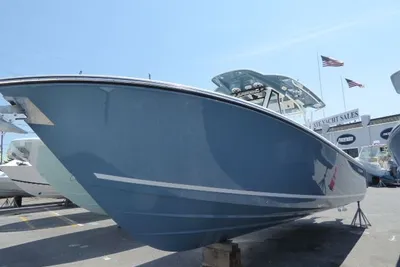 Cobia 305 CC