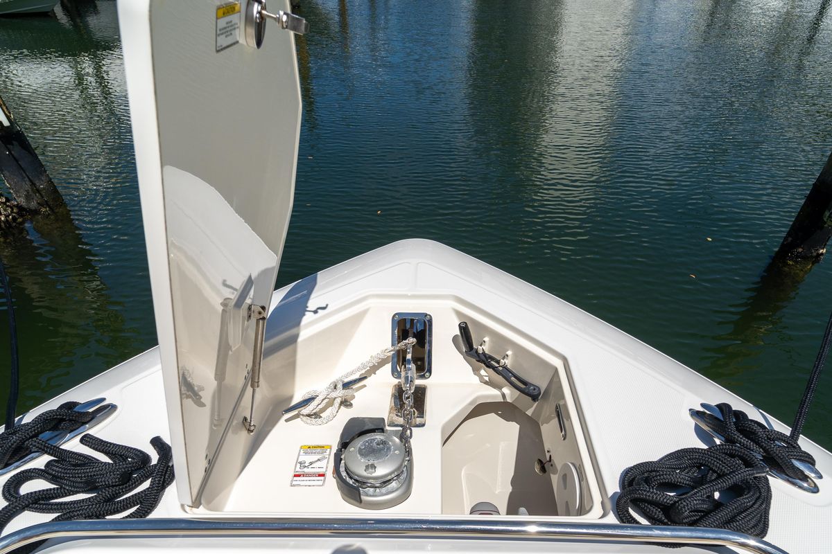 2017 Boston Whaler 42 