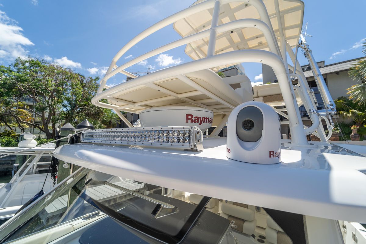 2017 Boston Whaler 42 