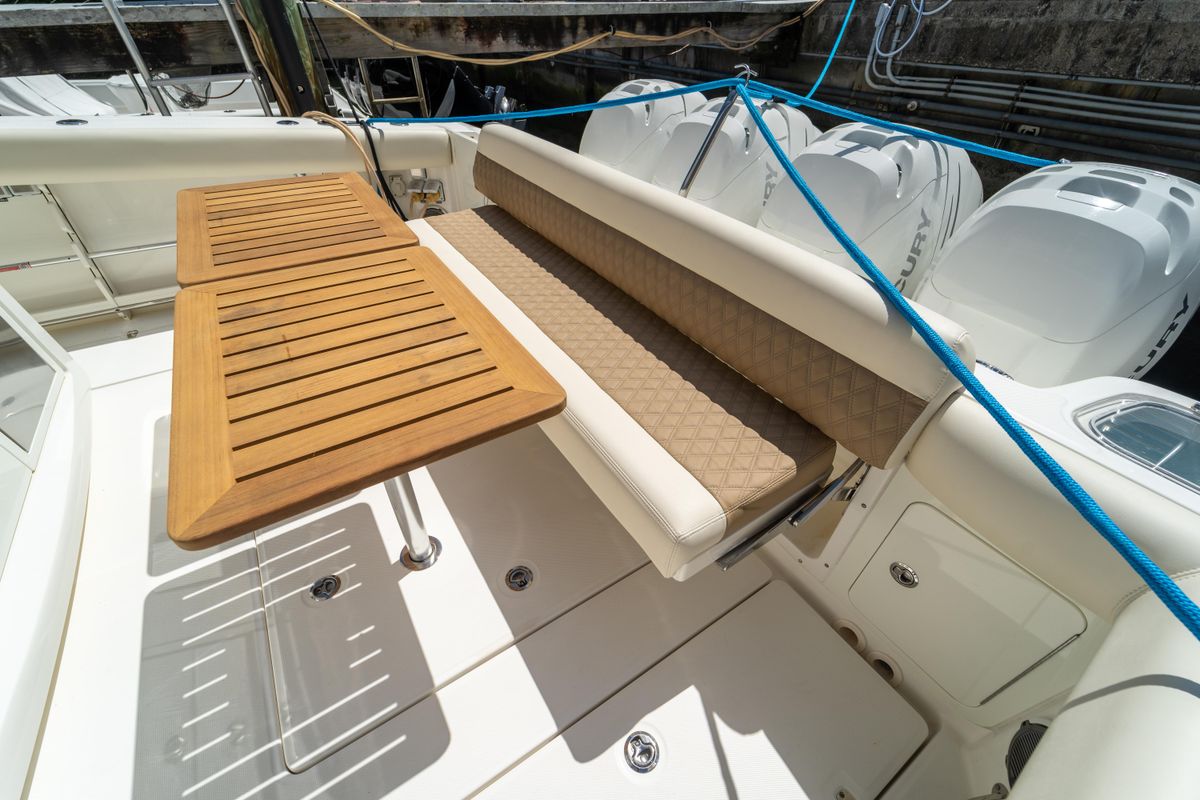 2017 Boston Whaler 42 